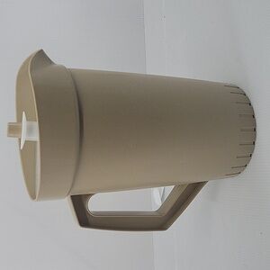 Vintage Tupperware Pitcher Half Gallon (2 qt) Tan Push Button Seal Lid #800-5
